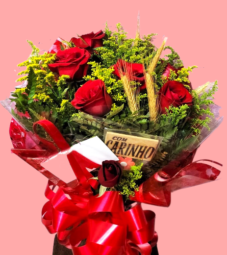 BUQUE DE ROSAS NACIONAIS 6 UNIDADES